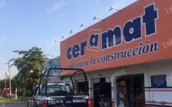Sujetos armados asaltan tienda CERAMAT en carretera a Nacajuca