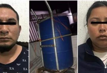 Pareja trasladaba el cadáver de un menor en un ´diablito´ dentro de un tambo en EDOMEX