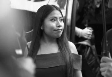 Yalitza Aparicio ya tiene su estatuilla del Oscar exclusiva en blanco y negro