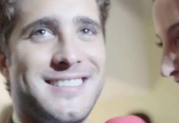 ‘Influencer’ chilena ‘obligó’ a Diego Boneta a darle un beso