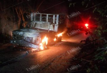 Se incendia camioneta con más de 2 mil litros de hidrocarburo en Huimanguillo