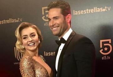 Angelique Boyer enseña de más, ¿Se puso el vestido al revés? Sucedió en los premios TVyNovelas 2019