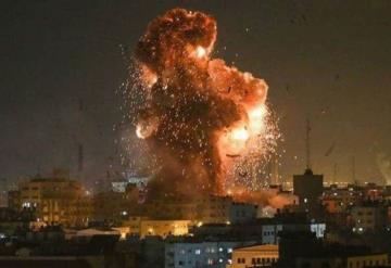 Israel bombardea Gaza en represalia por misiles lanzados a Tel Aviv