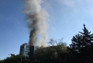 Se incendia el edificio sede de la Comisión Nacional del Agua