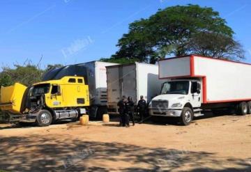 Aseguran vivienda con vehículos robados en la Ranchería Lázaro Cárdenas