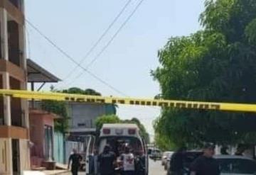 Balean a hombre frente a las oficinas de la Fiscalía de Palenque, Chiapas