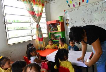 Instalarán tres aulas digitales, iniciarán prueba piloto