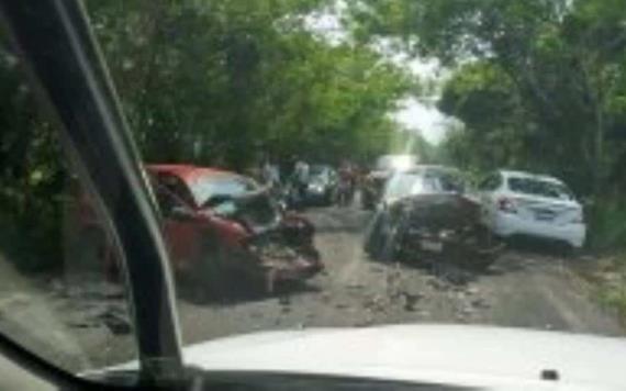 Fuerte accidente vial en Cárdenas hacia Villa La Venta, Huimanguillo