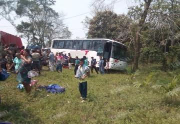 Se sale TRT de la  carretera Huimanguillo - Villa Chontalpa, hay lesionados