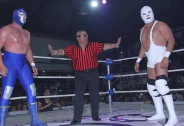 Frente a frente Dr. Wagner Jr y Blue Demon Jr en la lucha estelar de la AAA en Villahermosa