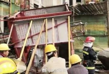 Se desploma elevador en China y mueren 11 personas