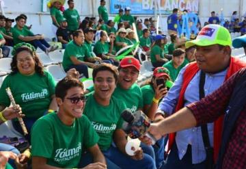 Enferiados hicieron de la suya en la Imposición de Bandas