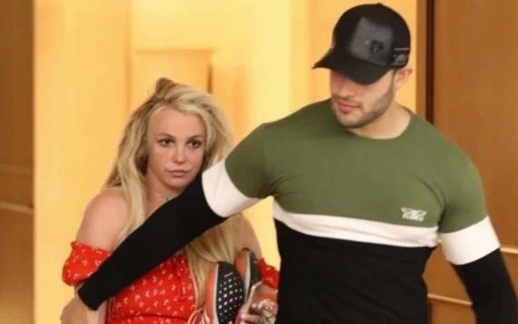 Padre de Britney Spears la ingresó al psiquiátrico contra su voluntad y la obligó a tomar drogas