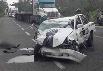 Terrible accidente vial en la Macuspana a Escárcega; conductor de taxi pierde la vida