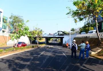 Inicia demolición de puentes de tridilosa en Tabasco 2000, así luce la zona