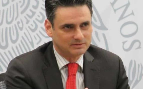 Renuncia Guillermo García Alcocer al cargo de presidente de la CRE
