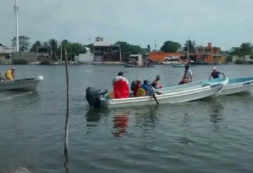 Hay tres pescadores tabasqueños perdidos en el mar