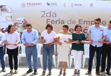 Realizan Feria de Empleo en Comalcalco: 27 empresas ofertaron 245 vacantes