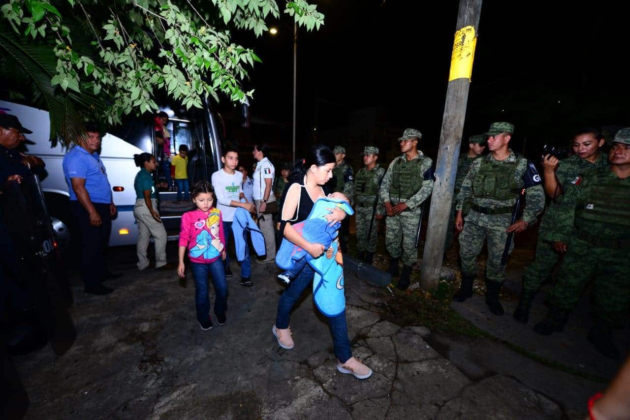 Así se llevó a cabo la repatriación de más de 100 centroamericanos durante la madrugada de hoy