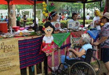 Así se vive el segundo día del Festival del Pozol