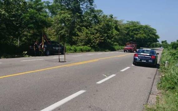 Toma precauciones, afectada carretera Villahermosa - Frontera por hundimiento