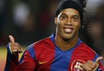 Exesposa acusa a Ronaldinho de violencia