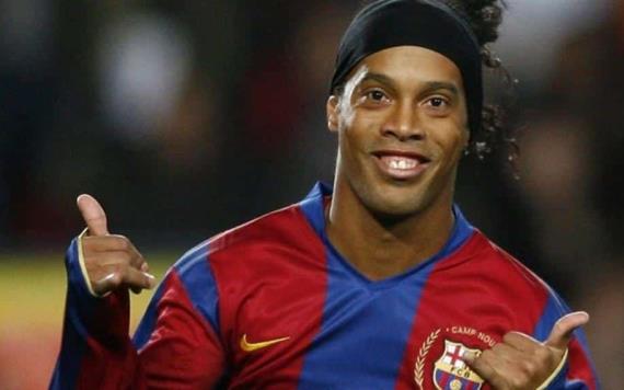 Exesposa acusa a Ronaldinho de violencia