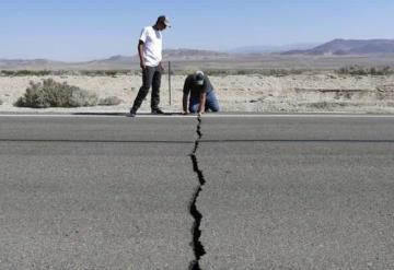 Réplicas de sismo en California durarán meses