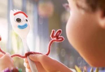 Disney retira de venta juguetes de Forky, entérate porqué