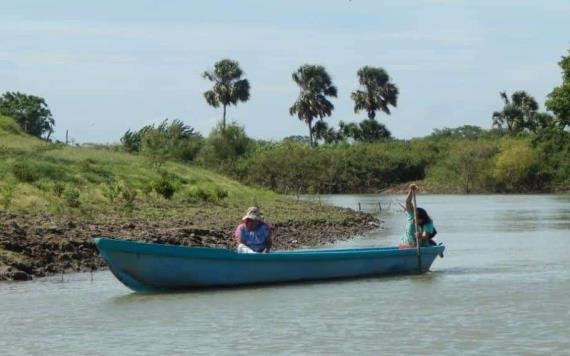 Paralizada la pesca en zona indígena de San José, Jonuta, por contaminación en cuerpos de aguas