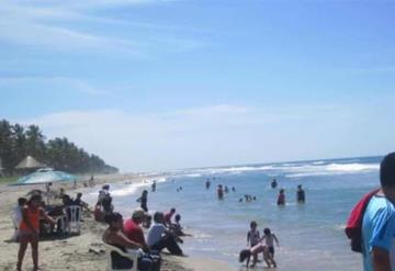 Sin riesgo en playas locales