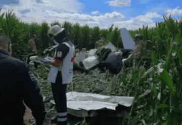 Se desploma avioneta; hay 4 personas muertas