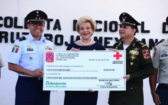 La 30 Zona Militar hace entrega donativo a la Cruz Roja Mexicana como parte de la Colecta Nacional