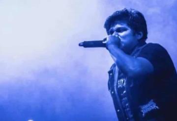 Asesinan a cantante de un disparo mientras daba concierto