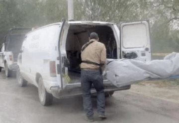 Hallan a joven muerta envuelta entre sabanas dentro de la basura