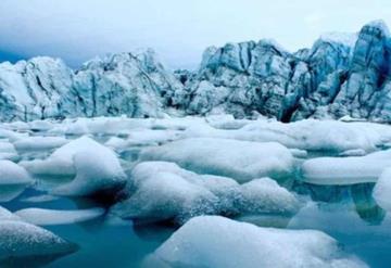 Hallan plástico en el hielo Ártico