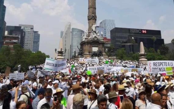 Marchan contra AMLO justo cuando el presidente López Obrador rinde su Primer Informe