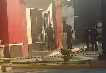 Video: Asesinan a hombre en restaurante de comida rápida 