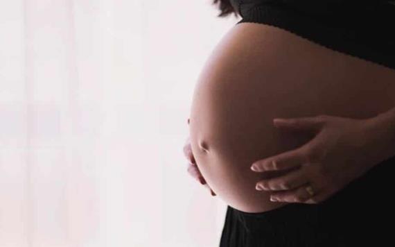 Fotos: Mujer se sorprende al ver su ultrasonido; su bebé se ve aterrador