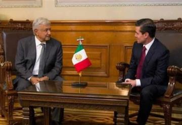 AMLO acusa a gobierno de Peña de usar facturas falsas para derrochar recursos