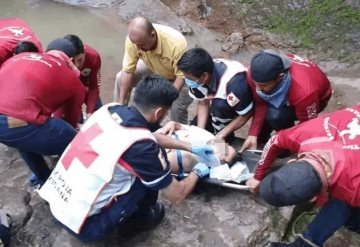 Joven cae de una altura de 40 metros de una tirolesa