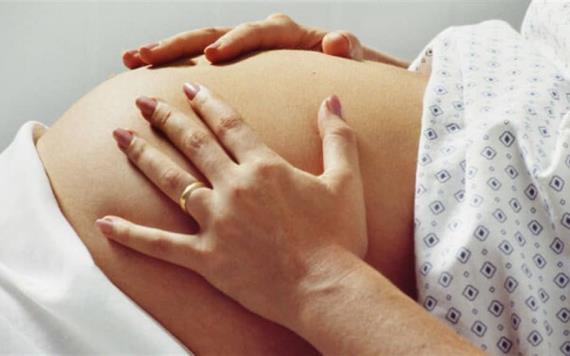 Estudio revela que aire contaminado afecta a fetos durante el embarazo