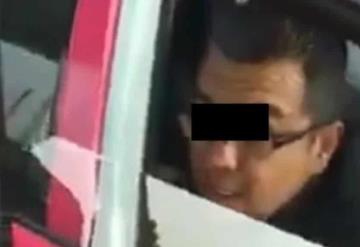 Cachan a taxista teniendo intimidad… en pleno Periférico