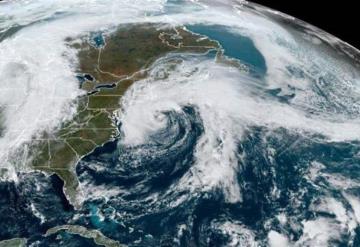 Tormenta subtropical Melissa continúa su paso en el Atlántico