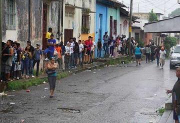 Migrantes invaden viviendas