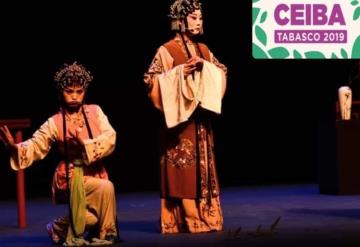 Así maravilla la puesta en escena Pabellón de las Peonias en la inauguración del Festival CEIBA