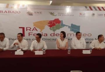 Inicia feria del empleo para personas con discapacidad y adultos mayores