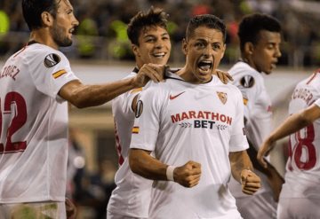 ¡Gana Sevilla con Chicharito de titular!