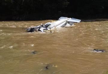 Se desploma avioneta en sierra de Michoacán, hay al menos cinco muertos