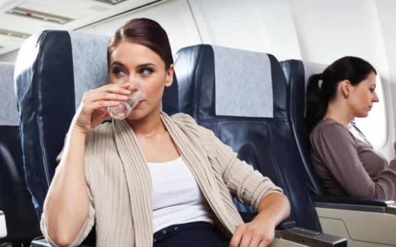 ¡Alerta! Agua de los aviones podría contener bacterias peligrosas